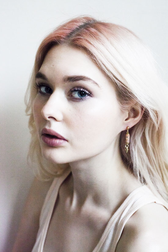 Marble earrings by The Vamoose | Photography by Hanna Kristina